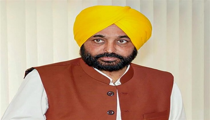 CM ਮਾਨ ਹਸਪਤਾਲ ‘ਚ ਦਾਖਲ, ਰੁਟੀਨ ਚੈਕਅੱਪ ਲਈ ਮੋਹਾਲੀ ਦੇ ਫੋਰਟਿਸ ‘ਚ ਹੋਏ ਭਰਤੀ