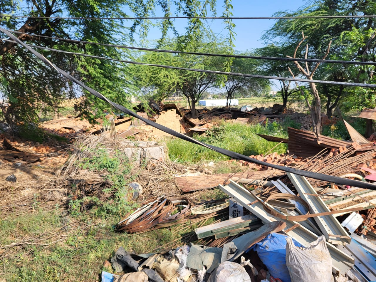 ਜ਼ਿਲ੍ਹਾ ਲੋਕ ਸੰਪਰਕ ਦਫ਼ਤਰ, ਫ਼ਤਹਿਗੜ੍ਹ ਸਾਹਿਬਪੰਚਾਇਤੀ ਜ਼ਮੀਨਾਂ ਤੇ ਕੀਤੇ ਨਜਾਇਜ਼ ਕਬਜੇ ਬਰਦਾਸ਼ਤ ਨਹੀਂਕੀਤੇ ਜਾਣਗੇ-ਵਿਧਾਇਕ ਗੈਰੀ ਬੜਿੰ