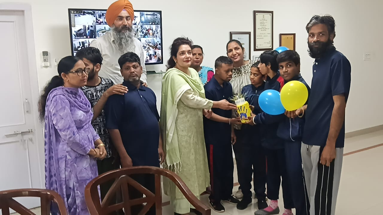 ਵਿਸ਼ੇਸ਼ ਜਰੂਰਤਾਂ ਵਾਲੇ ਬੱਚਿਆਂ ਨੂੰ ਅੱਗੇ ਵੱਧਣ ਦੇ ਮੌਕੇ ਪ੍ਰਦਾਨ ਕਰਨਾ ਹਰੇਕ ਨਾਗਰਿਕ ਦਾ ਫਰਜ਼-ਡਾ: ਸੋਨਾ ਥਿੰਦ