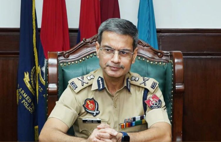 ਰੂਪਨਗਰ-ਅਧਾਰਤ ਯੂਟਿਊਬ ਇਨਫਲੂਐਂਸਰ ਪਾਕਿਸਤਾਨ ਆਈਐਸਆਈ ਨੂੰ ਜਾਣਕਾਰੀ ਲੀਕ ਕਰਨ ਦੇ ਦੋਸ਼ ਵਿੱਚ ਗ੍ਰਿਫ਼ਤਾਰ     