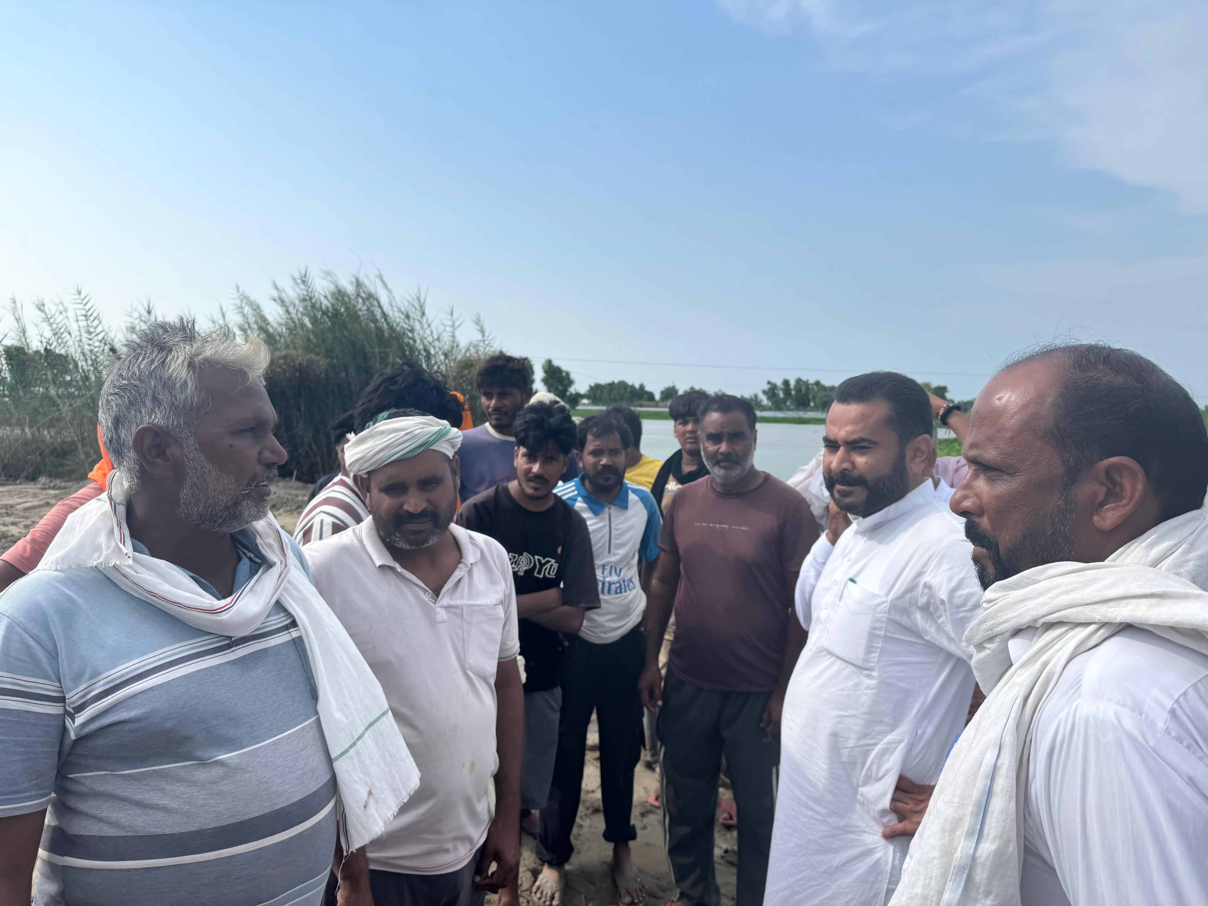 ਫਾਜ਼ਿਲਕਾ ਦੇ ਵਿਧਾਇਕ ਵੱਲੋਂ ਮੁਹਾਰ ਖੀਵਾ ਅਤੇ ਮੁਹਾਰ ਜਮਸ਼ੇਰ ਦਾ ਦੌਰਾ 