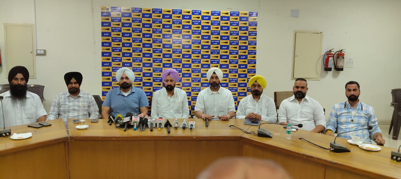 ਪੰਜਾਬ ਵਿੱਚ ਆਮ ਆਦਮੀ ਪਾਰਟੀ ਦੀ ਲੋਕਪ੍ਰਿਅਤਾ ਤੋਂ ਕੇਂਦਰ ਦੀ ਭਾਜਪਾ ਸਰਕਾਰ ਡਰੀ: ਵਿਧਾਇਕ ਲਖਬੀਰ ਸਿੰਘ ਰਾਏ