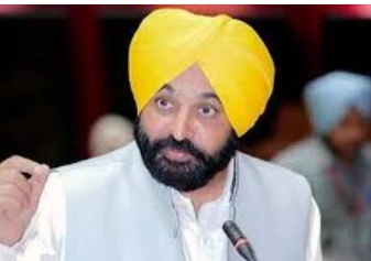 ਮੁੱਖ ਮੰਤਰੀ, ਕੈਬਨਿਟ ਮੰਤਰੀ ਅਤੇ ਸਾਰੇ ‘ਆਪ’ ਵਿਧਾਇਕ ਹੜ੍ਹ ਰਾਹਤ ਲਈ ਇੱਕ ਮਹੀਨੇ ਦੀ ਤਨਖਾਹ ਦੇਣਗੇ