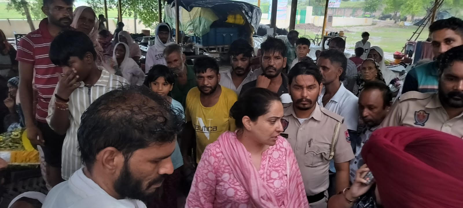 ਡਿਪਟੀ ਕਮਿਸ਼ਨਰ ਵੱਲੋਂ ਰਾਹਤ ਕੈਂਪਾਂ ਦਾ ਜਾਇਜਾ, ਜ਼ਿਲੇ ਵਿੱਚ ਅੱਠ ਰਾਹਤ ਕੈਂਪ ਕਾਰਜਸ਼ੀਲ