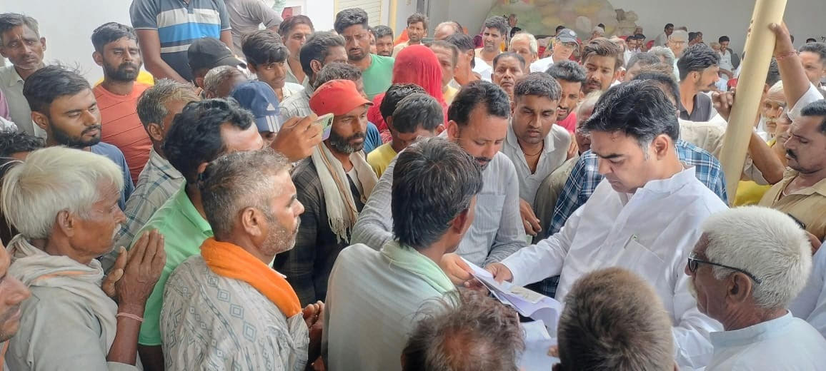 ਵਿਧਾਇਕ ਬੱਲੂਆਣਾ ਨੇ ਹਲਕੇ ਦੇ ਮੀਂਹ ਪ੍ਰਭਾਵਿਤ ਪਿੰਡਾਂ ਦਾ ਕੀਤਾ ਦੌਰਾ, ਫਸਲਾਂ ਦਾ ਲਿਆ ਜਾਇਜ਼ਾ