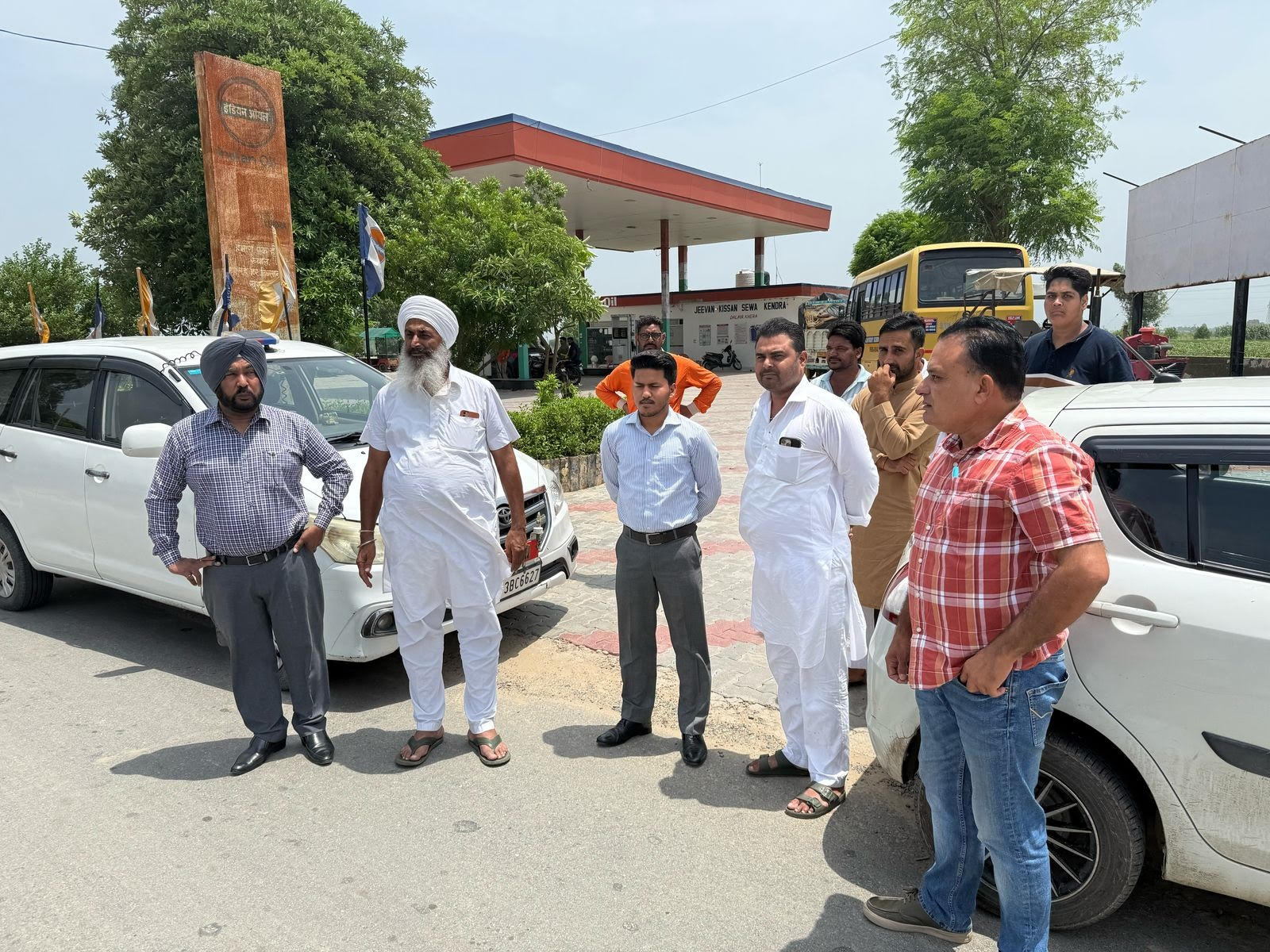 ਐੱਸਡੀਐੱਮ ਅਬੋਹਰ ਵੱਲੋਂ ਅਬੋਹਰ ਦੇ ਮੀਂਹ ਪ੍ਰਭਾਵਿਤ ਪਿੰਡਾਂ ਦਾ ਦੌਰਾ