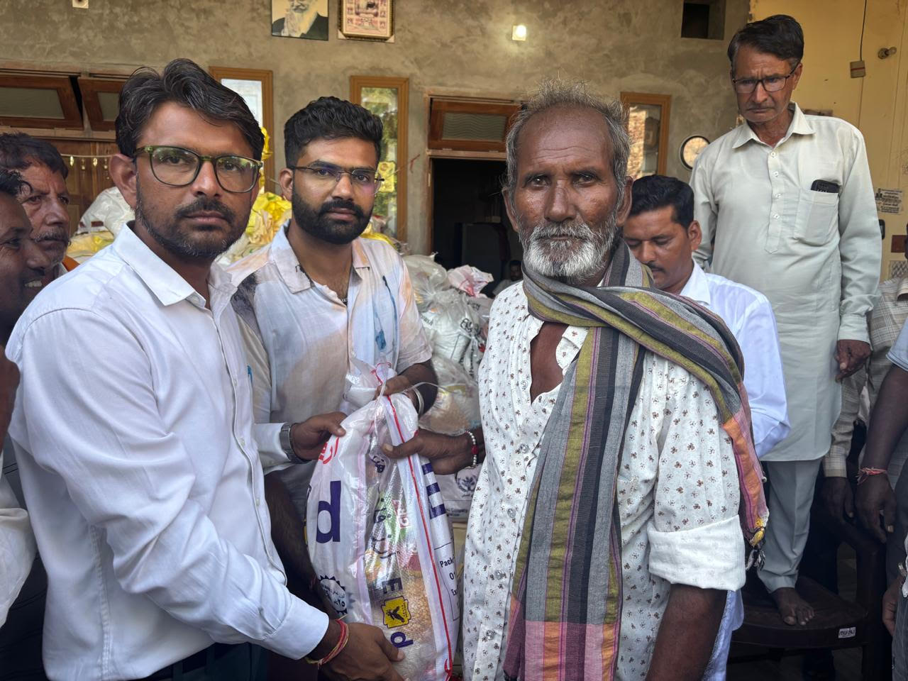   ਹੜ੍ਹ ਰਾਹਤ ਕਾਰਜ ਤੇਜੀ ਨਾਲ ਜਾਰੀ, ਪਾਣੀ ਦਾ ਪੱਧਰ ਵੀ ਲਗਾਤਾਰ ਘੱਟ ਰਿਹਾ ਹੈ