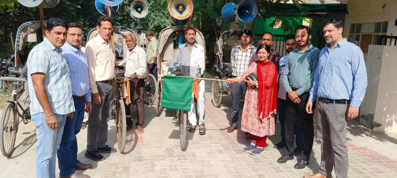 ਸਿਹਤ ਵਿਭਾਗ ਫਾਜ਼ਿਲਕਾ ਵੱਲੋਂ ਪਲਸ ਪੋਲੀਓ ਰਾਊਂਡ ਦੀ ਜਾਗਰੂਕਤਾ ਲਈ ਅਰਬਨ ਏਰੀਏ ਫਾਜ਼ਿਲਕਾ ਲਈ ਰਿਕਸ਼ਾ ਕੀਤੇ ਰਵਾਨਾ