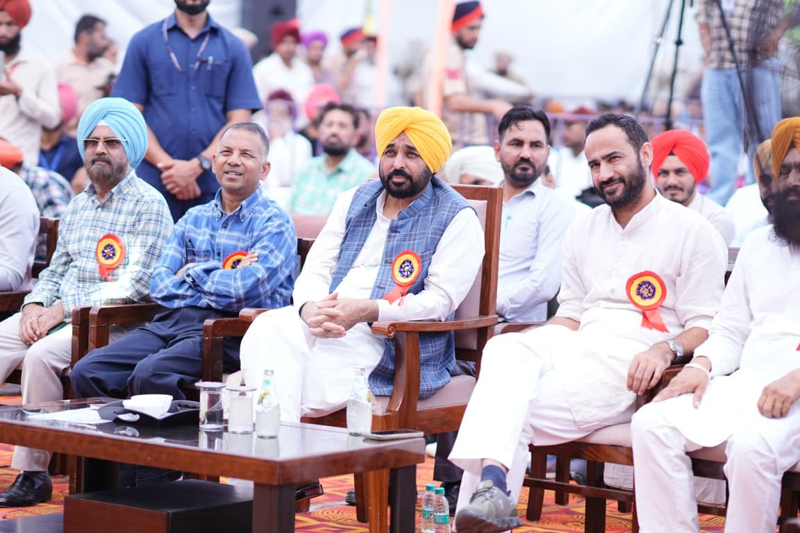 ਮੁੱਖ ਮੰਤਰੀ ਵੱਲੋਂ ਯੁਵਕ ਮੇਲਿਆਂ ਰਾਹੀਂ ਨੌਜਵਾਨਾਂ ਦੀ ਬੇਅੰਤ ਊਰਜਾ ਨੂੰ ਸਕਾਰਾਤਮਕ ਦਿਸ਼ਾ ਵਿੱਚ ਲਾਉਣ ਦੀ ਵਕਾਲਤ