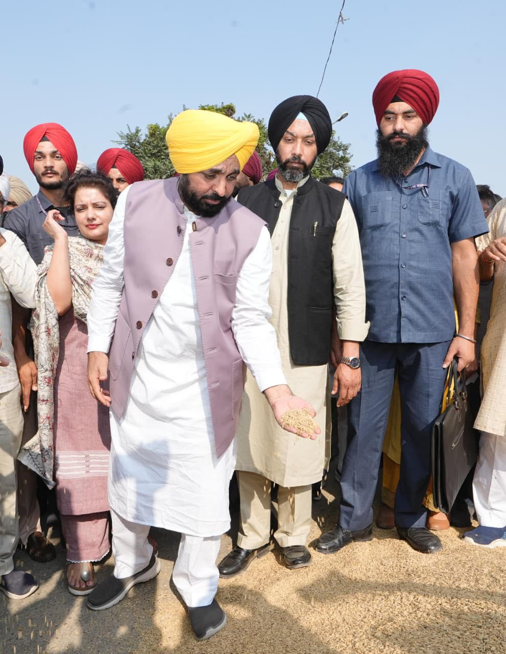 ਸੂਬੇ ਵਿੱਚ ਹੁਣ ਤੱਕ 61.01 ਲੱਖ ਮੀਟ੍ਰਿਕ ਟਨ ਝੋਨਾ ਖਰੀਦਿਆ, ਕਿਸਾਨਾਂ ਨੂੰ 13073 ਕਰੋੜ ਰੁਪਏ ਦੀ ਅਦਾਇਗੀ-ਮੁੱਖ ਮੰਤਰੀ