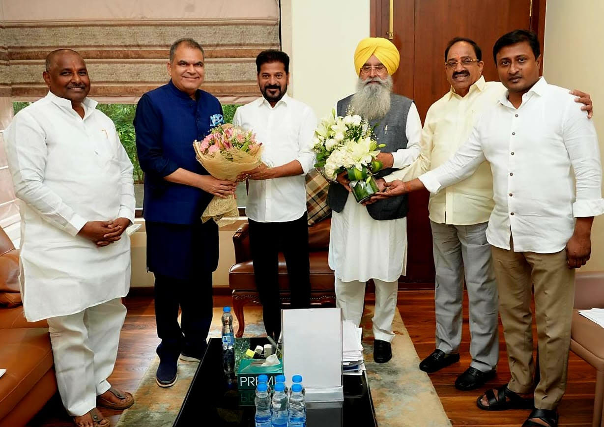 ਕੈਬਨਿਟ ਮੰਤਰੀਆਂ ਸੰਜੀਵ ਅਰੋੜਾ ਅਤੇ ਗੁਰਮੀਤ ਸਿੰਘ ਖੁੱਡੀਆਂ ਨੇ ਤੇਲੰਗਾਨਾ ਦੇ ਮੁੱਖ ਮੰਤਰੀ ਰੇਵੰਤ ਰੈਡੀ ਨੂੰ ਗੁਰੂ ਤੇਗ ਬਹਾਦਰ ਜੀ ਦੇ 350ਵੇਂ ਸ਼ਹੀਦੀ ਪੁਰਬ ਲਈ ਸੱਦਾ ਦਿੱਤਾ