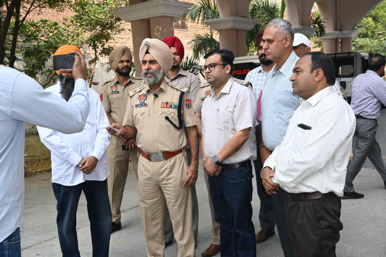 ਜ਼ਿਲ੍ਹਾ ਫਾਜਿਲਕਾ ਨੂੰ ਡੇਂਗੂ ਮੁਕਤ ਕਰਨ ਲਈ ਸਿਹਤ ਵਿਭਾਗ ਪੂਰੀ ਤਰ੍ਹਾਂ ਸਰਗਰਮ ਹੈ। 