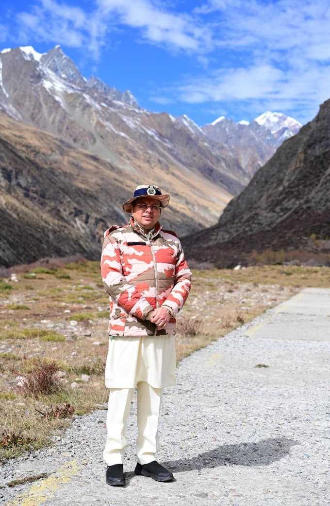 ਮੁੱਖ ਮੰਤਰੀ ਨੇ ਸਰਹੱਦੀ ਪਿੰਡ ਮਿਲਾਮ ਵਿੱਚ ਆਈਟੀਬੀਪੀ ਜਵਾਨਾਂ ਅਤੇ ਸਥਾਨਕ ਨਾਗਰਿਕਾਂ ਨਾਲ ਮੁਲਾਕਾਤ ਕੀਤੀ