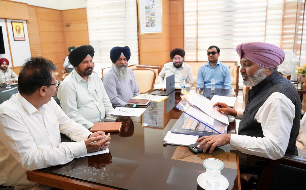 ਕੈਬਨਿਟ ਸਬ-ਕਮੇਟੀ ਮਨਿਸਟੀਰੀਅਲ ਸੇਵਾਵਾਂ ਕੇਡਰ ਦੇ ਸੇਵਾ ਨਿਯਮਾਂ ਵਿੱਚ ਇਕਸਾਰਤਾ ਲਈ ਅਫਸਰਜ਼ ਕਮੇਟੀ ਦੇ ਗਠਨ ਦੀ ਕਰੇਗੀ ਸਿਫਾਰਿਸ਼: ਹਰਪਾਲ ਸਿੰਘ ਚੀਮਾ