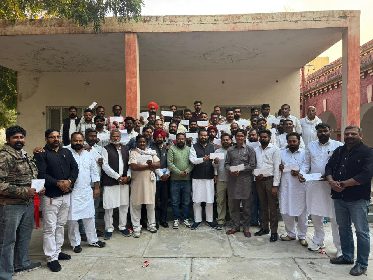 ਵਿਧਾਇਕ ਨਰਿੰਦਰ ਪਾਲ ਸਿੰਘ ਸਵਨਾ ਨੇ 2 ਕਰੋੜ ਦੇ ਫੰਡ ਸਰਵਪੱਖੀ ਵਿਕਾਸ ਲਈ ਫਾਜ਼ਿਲਕਾ ਹਲਕੇ ਦੇ ਪਿੰਡਾਂ ਨੂੰ ਕਰਵਾਏ ਮੁਹੱਈਆ