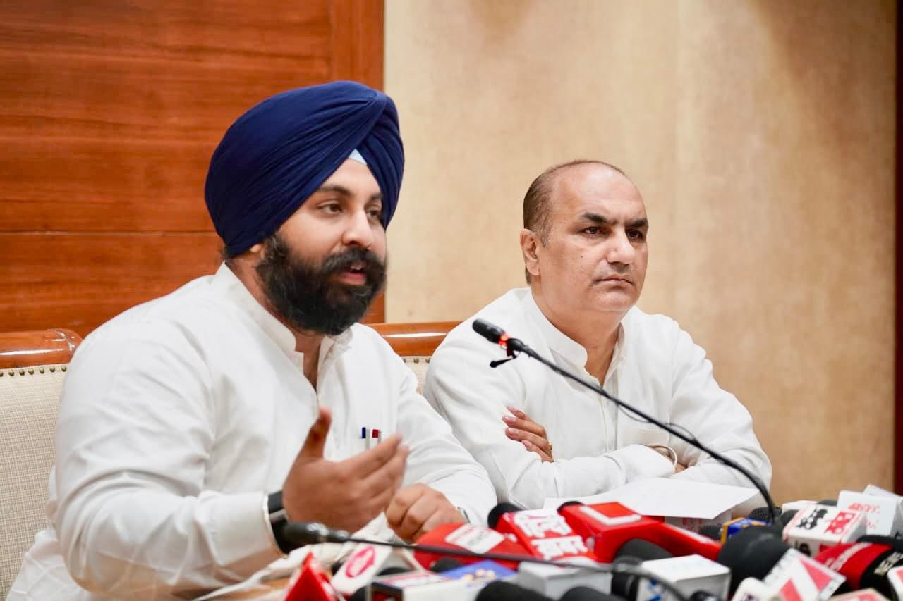 ਸ੍ਰੀ ਗੁਰੂ ਤੇਗ ਬਹਾਦਰ ਜੀ ਦੀ 350ਵੀਂ ਸ਼ਹੀਦੀ ਵਰ੍ਹੇਗੰਢ: ਪੰਜਾਬ ਨੇ ਸਕੂਲੀ ਵਿਦਿਆਰਥੀਆਂ ਲਈ 15-ਦਿਨਾਂ ਵਿਦਿਅਕ ਮਾਡਿਊਲ ਦੀ ਯੋਜਨਾ ਬਣਾਈ, ਸਾਰੀਆਂ ਤਹਿਸੀਲਾਂ ਤੋਂ ਸ੍ਰੀ ਅਨੰਦਪੁਰ ਸਾਹਿਬ ਤੱਕ ਮੁਫ਼ਤ ਬੱਸ ਸੇਵਾ