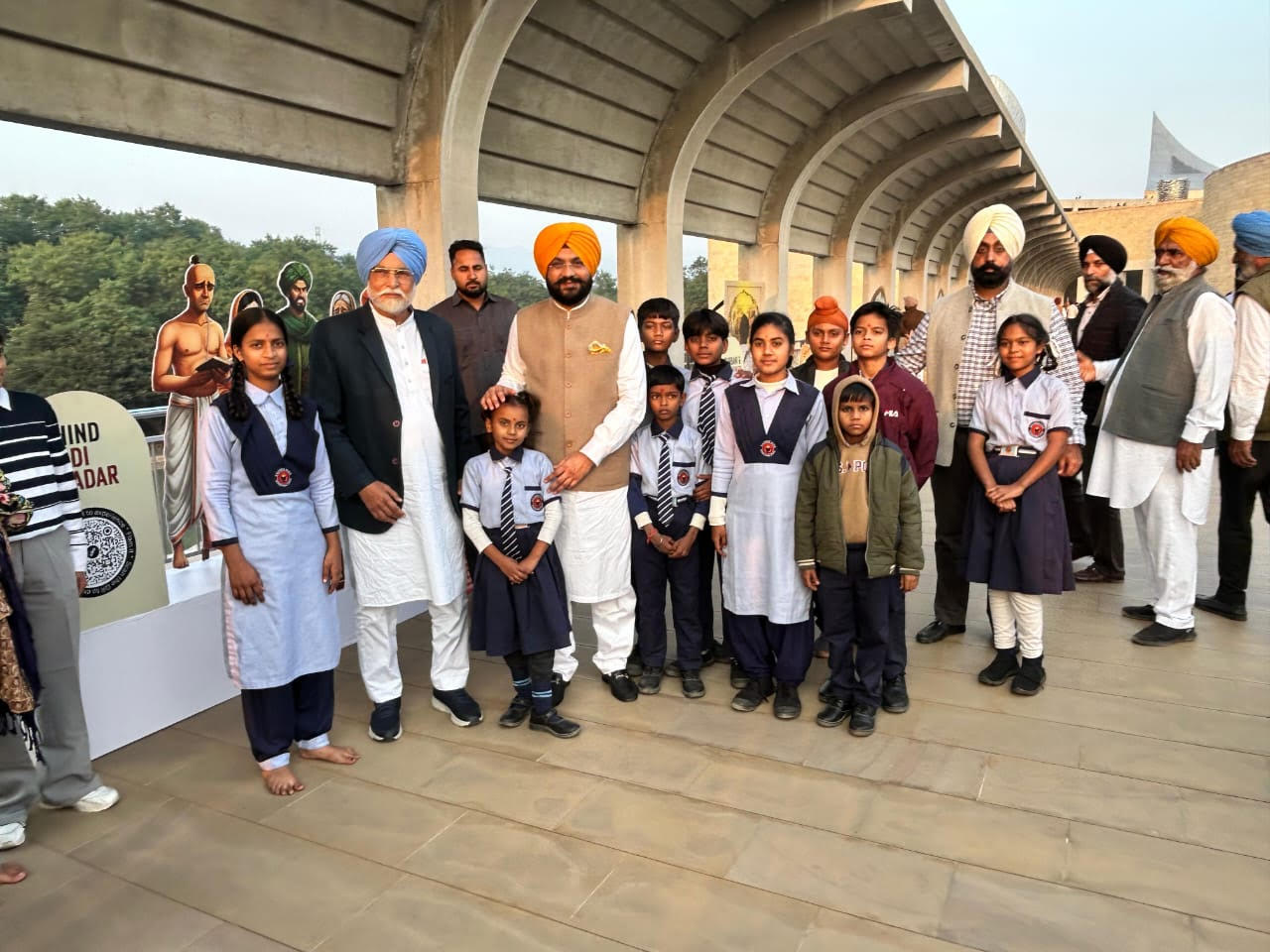 ਕੈਬਨਿਟ ਮੰਤਰੀ ਤਰੁਨਪ੍ਰੀਤ ਸਿੰਘ ਸੌਂਦ, ਵਿਧਾਇਕ ਬੁੱਧ ਰਾਮ ਨੇ ਸੰਗਤ ਨਾਲ ਲਗਾਇਆ ਗਾਈਡਡ ਵਿਰਾਸਤੀ ਟੂਰ