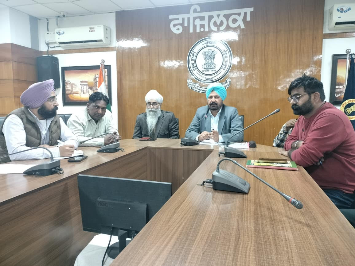 ਪੰਜਾਬ ਸਰਕਾਰ ਨੇ ਮੁਲਾਜ਼ਮਾਂ ਨੂੰ ਕਰਾਇਆ ਬੇਗਾਨਗੀ ਦਾ ਅਹਿਸਾਸ, ਕਿਧਰੇ ਸੁਣਵਾਈ ਨਾ ਹੋਣ ਕਾਰਨ ਸਰਕਾਰ ਦੀ ਅਣਹੋਂਦ ਮਹਿਸੂਸ ਕਰਨ ਲੱਗੇ-(2027 ਵਿੱਚ ਸਿਆਸੀ ਸੱਟ ਮਾਰਨ ਦੀ ਕਰਨ ਲੱਗੇ ਹੁਣ ਤੋਂ ਤਿਆਰੀ) -ਵਿਰਕ