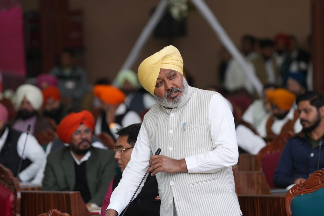 ਵਿੱਤ ਮੰਤਰੀ ਹਰਪਾਲ ਸਿੰਘ ਚੀਮਾ ਵੱਲੋਂ ਸ੍ਰੀ ਅਨੰਦਪੁਰ ਸਾਹਿਬ ਵਿਖੇ ਸੱਦੇ ਇਤਿਹਾਸਕ ਵਿਧਾਨ ਸਭਾ ਇਜਲਾਸ ਦੌਰਾਨ ਸ੍ਰੀ ਗੁਰੂ ਤੇਗ਼ ਬਹਾਦਰ ਜੀ ਨੂੰ ਸ਼ਰਧਾਂਜਲੀ