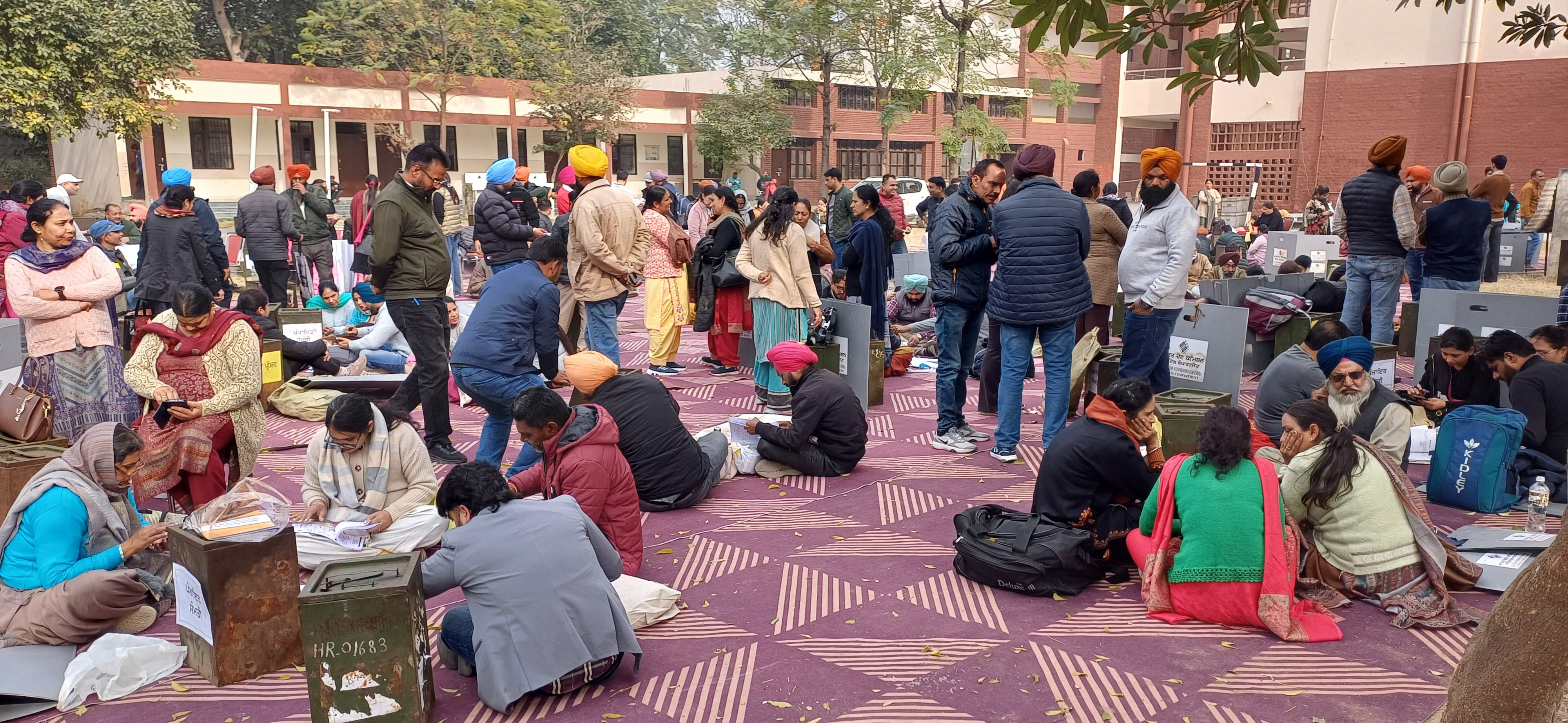 ਜ਼ਿਲ੍ਹਾ ਪਰਿਸ਼ਦ ਅਤੇ ਪੰਚਾਇਤ ਸੰਮਤੀ ਚੋਣਾਂ ਅੱਜ, ਪ੍ਰਸ਼ਾਸਨ ਤੇ ਪੁਲਿਸ ਵੱਲੋਂ ਸਾਰੇ ਪ੍ਰਬੰਧ ਮੁਕੰਮਲ