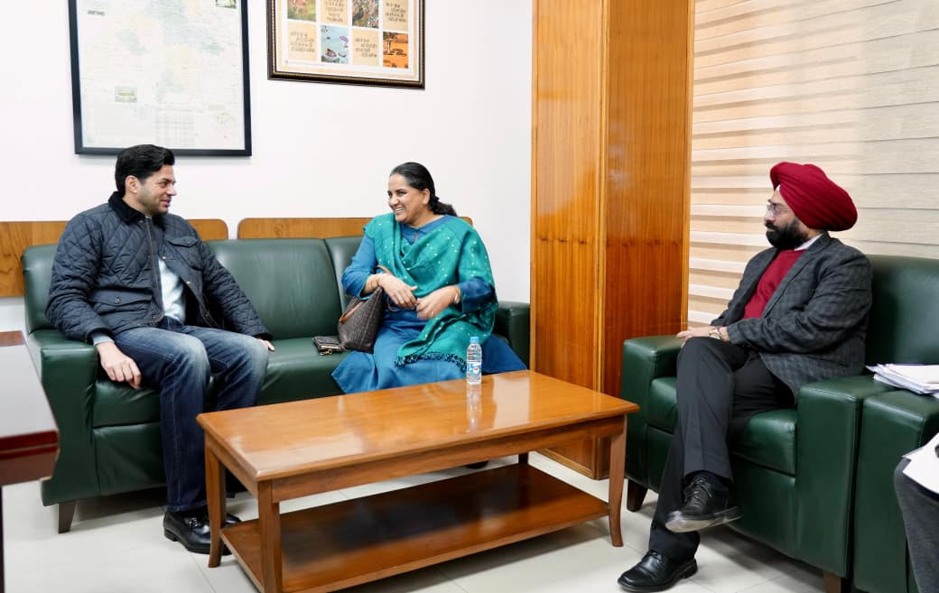 ਗੁਲਜ਼ਾਰਇੰਦਰ ਸਿੰਘ ਚਾਹਲ ਨੇ ਆਰਥਿਕ ਨੀਤੀ ਅਤੇ ਯੋਜਨਾ ਬੋਰਡ ਦੇ ਵਾਈਸ ਚੇਅਰਮੈਨ ਵਜੋਂ ਅਹੁਦਾ ਸੰਭਾਲਿਆ