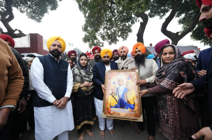 ਸ਼ਹੀਦੀ ਸਭਾ ਮੌਕੇ ਮੁੱਖ ਮੰਤਰੀ ਭਗਵੰਤ ਸਿੰਘ ਮਾਨ ਨੇ ਗੁਰਦੁਆਰਾ ਸ੍ਰੀ ਫ਼ਤਹਿਗੜ੍ਹ ਸਾਹਿਬ ਵਿਖੇ ਮੱਥਾ ਟੇਕਿਆ