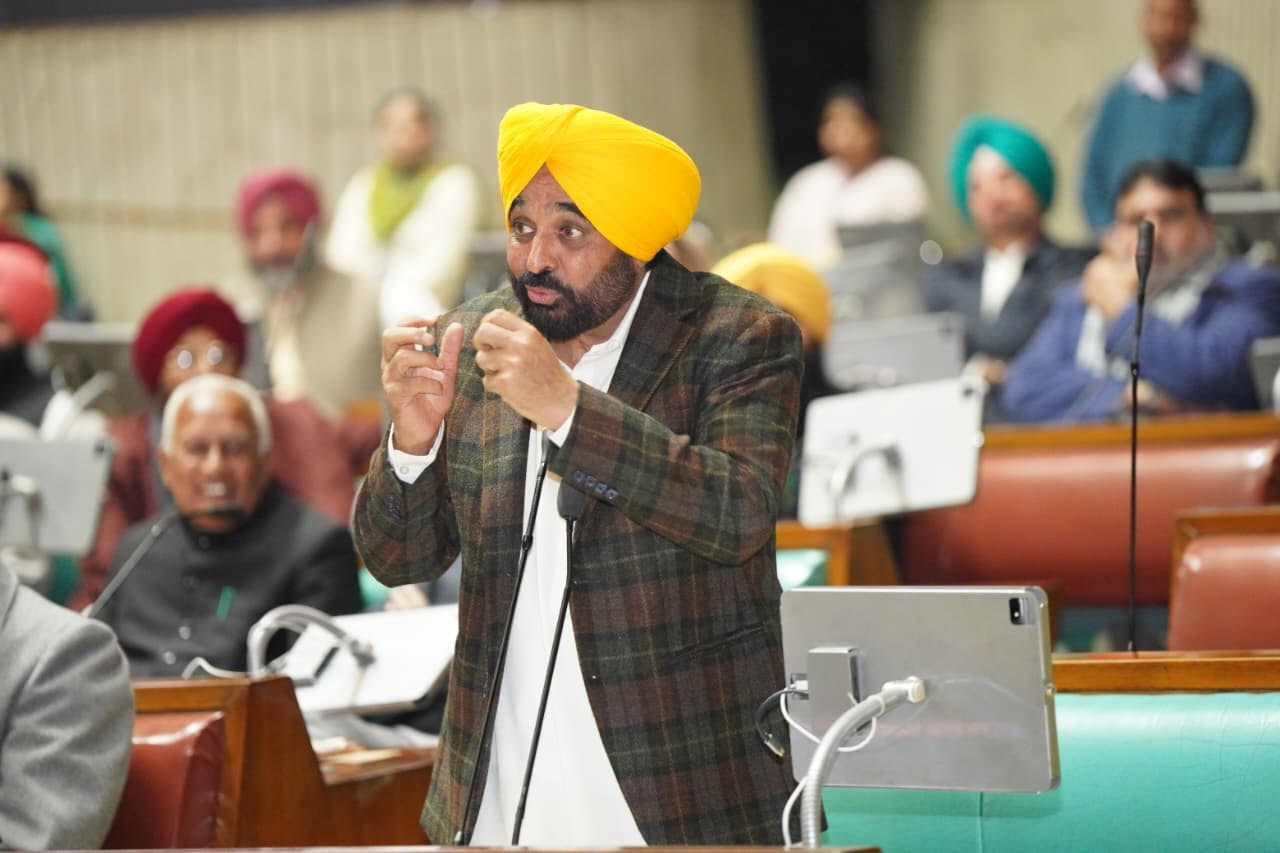 ਮਨਰੇਗਾ ਖਤਮ ਕਰਕੇ ਭਾਜਪਾ ਨੇ ਦਲਿਤਾਂ ਅਤੇ ਗਰੀਬਾਂ ਤੋਂ ਰੋਜ਼ਗਾਰ ਦੀ ਗਾਰੰਟੀ ਖੋਹੀ-ਭਗਵੰਤ ਸਿੰਘ ਮਾਨ