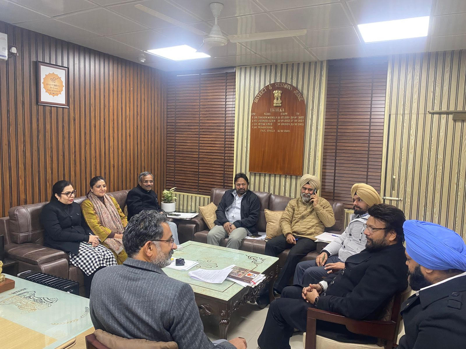 ਜ਼ਿਲ੍ਹਾ ਕਾਨੂੰਨੀ ਸੇਵਾਵਾਂ ਅਥਾਰਟੀ ਫਾਜ਼ਿਲਕਾ ਵੱਲੋਂ ਤਿਮਾਹੀ ਮੀਟਿੰਗ ਦਾ ਆਯੋਜਨ