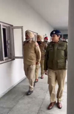 ਐਸ.ਐਸ.ਪੀ ਖੰਨਾ ਡਾ. ਦਰਪਣ ਆਹਲੂਵਾਲੀਆ ਵੱਲੋਂ ਥਾਣਾ ਸਮਰਾਲਾ ਦਾ ਕੀਤਾ ਅਚਨਚੇਤ ਨਿਰੀਖਣ