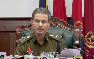 ਗ੍ਰਿਫ਼ਤਾਰ ਕੀਤੇ ਮੁਲਜ਼ਮ ਆਪਣੇ ਵਿਦੇਸ਼ੀ ਹੈਂਡਲਰਾਂ ਦੇ ਨਿਰਦੇਸ਼ਾਂ ’ਤੇ ਇਲਾਕੇ ਵਿੱਚ ਅਪਰਾਧਿਕ ਗਤੀਵਿਧੀਆਂ ਨੂੰ ਅੰਜਾਮ ਦੇਣ ਦੀ ਬਣਾ ਰਹੇ ਸਨ ਯੋਜਨਾ: ਡੀਜੀਪੀ ਗੌਰਵ ਯਾਦਵ