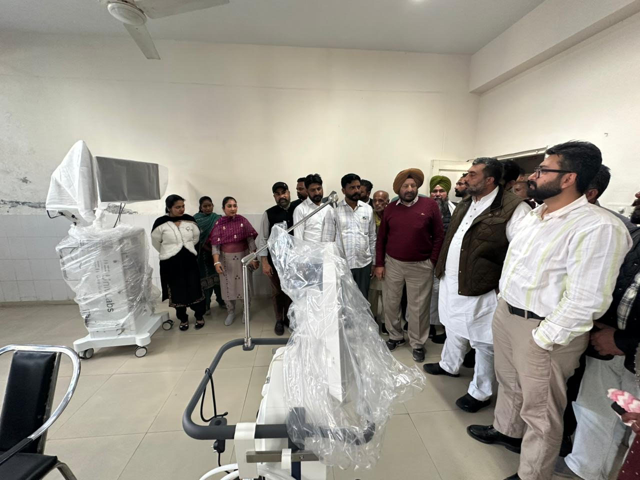 ਜਲਾਲਾਬਾਦ ਵਿਖ਼ੇ ਸਿਹਤ ਸੁਵਿਧਾਵਾਂ ਵਿਚ ਵਾਧਾ, 1 ਕਰੋੜ 64 ਲੱਖ ਦੀ ਲਾਗਤ ਨਾਲ ਸਿਵਲ ਹਸਪਤਾਲ ਜਲਾਲਾਬਾਦ ਵਿਖ਼ੇ ਲਿਆਂਦੇ ਗਈ ਮਸ਼ੀਨ ਤੇ ਵੈਂਟੀਲੇਟਰ – ਜਗਦੀਪ ਕੰਬੋਜ ਗੋਲਡੀ